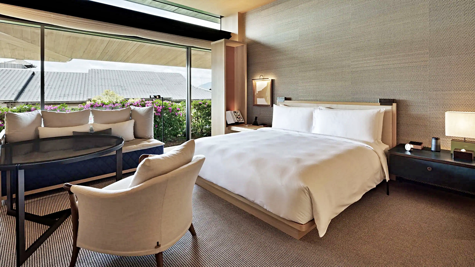 원 킹 베드 가든 뷰