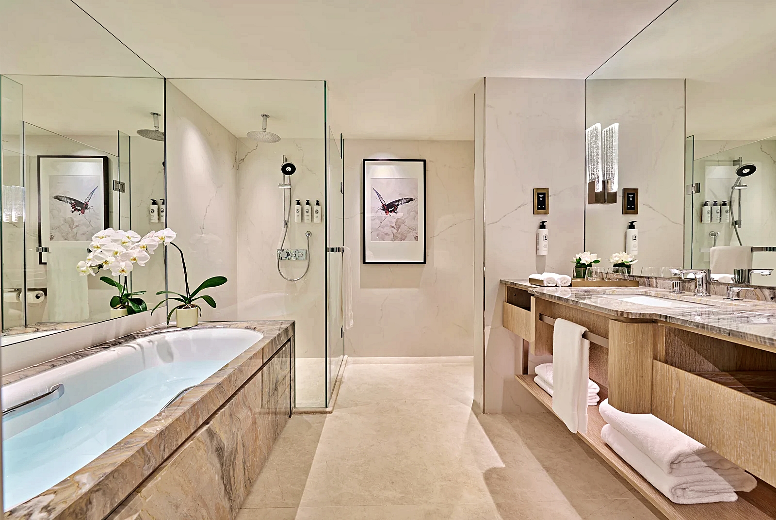 프리미어 룸 위드 발코니