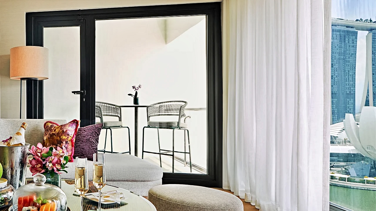 마리나 베이 스위트 위드 발코니