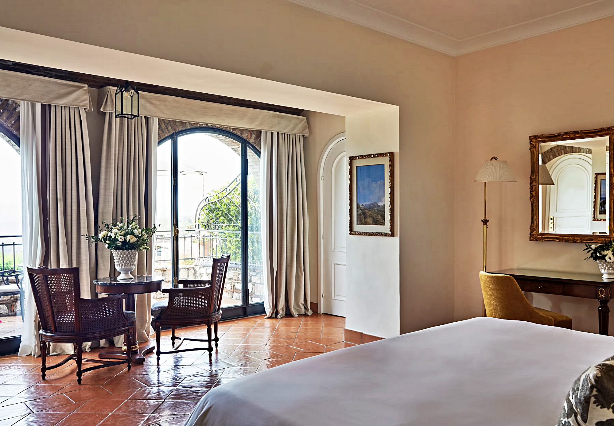 디럭스 씨뷰 with 발코니 or 테라스