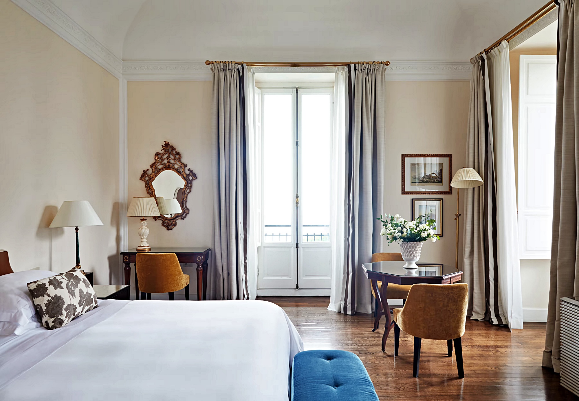 디럭스 씨뷰 주니어 스위트 with 발코니 or 테라스