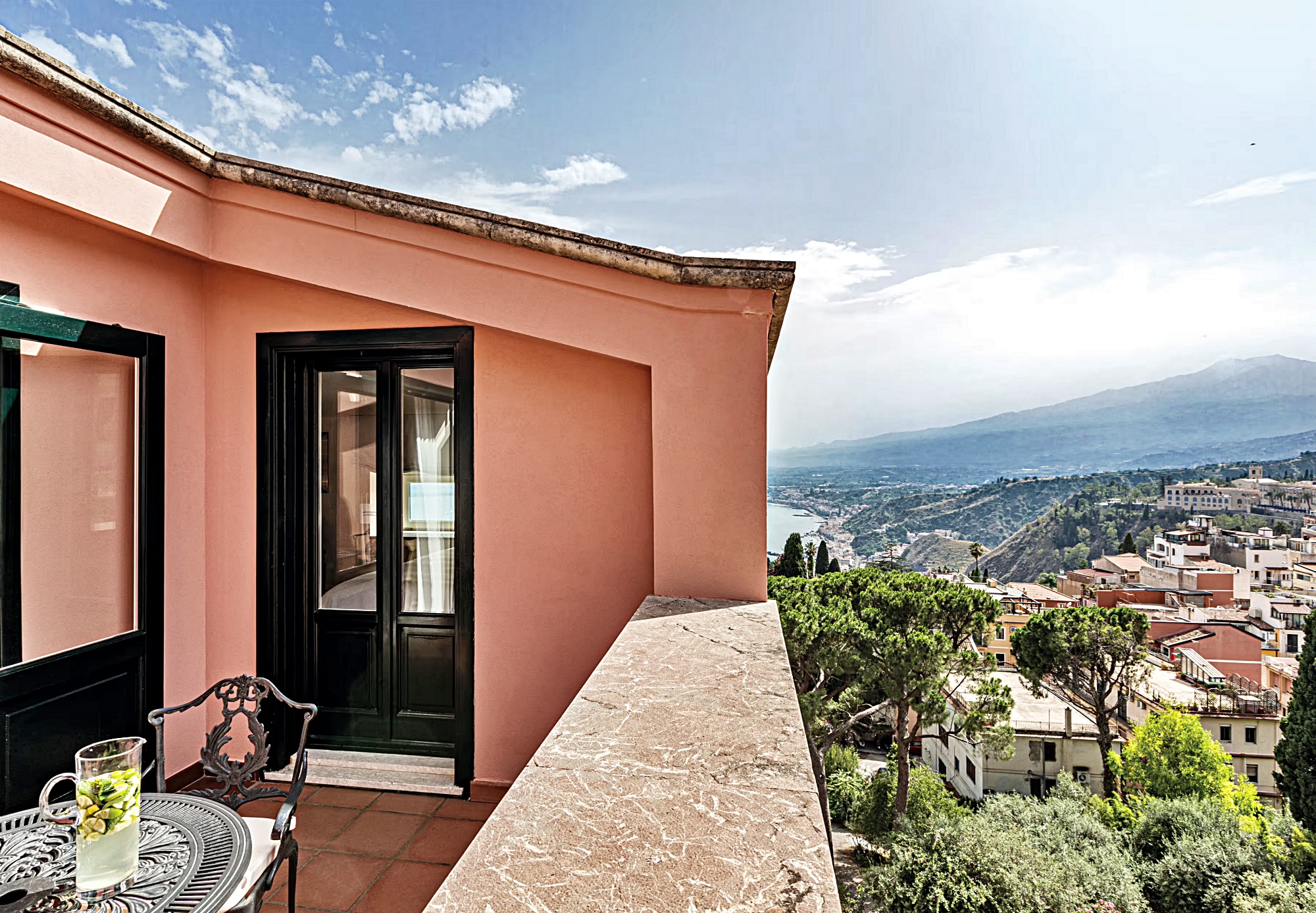 디럭스 씨뷰 주니어 스위트 with 발코니 or 테라스