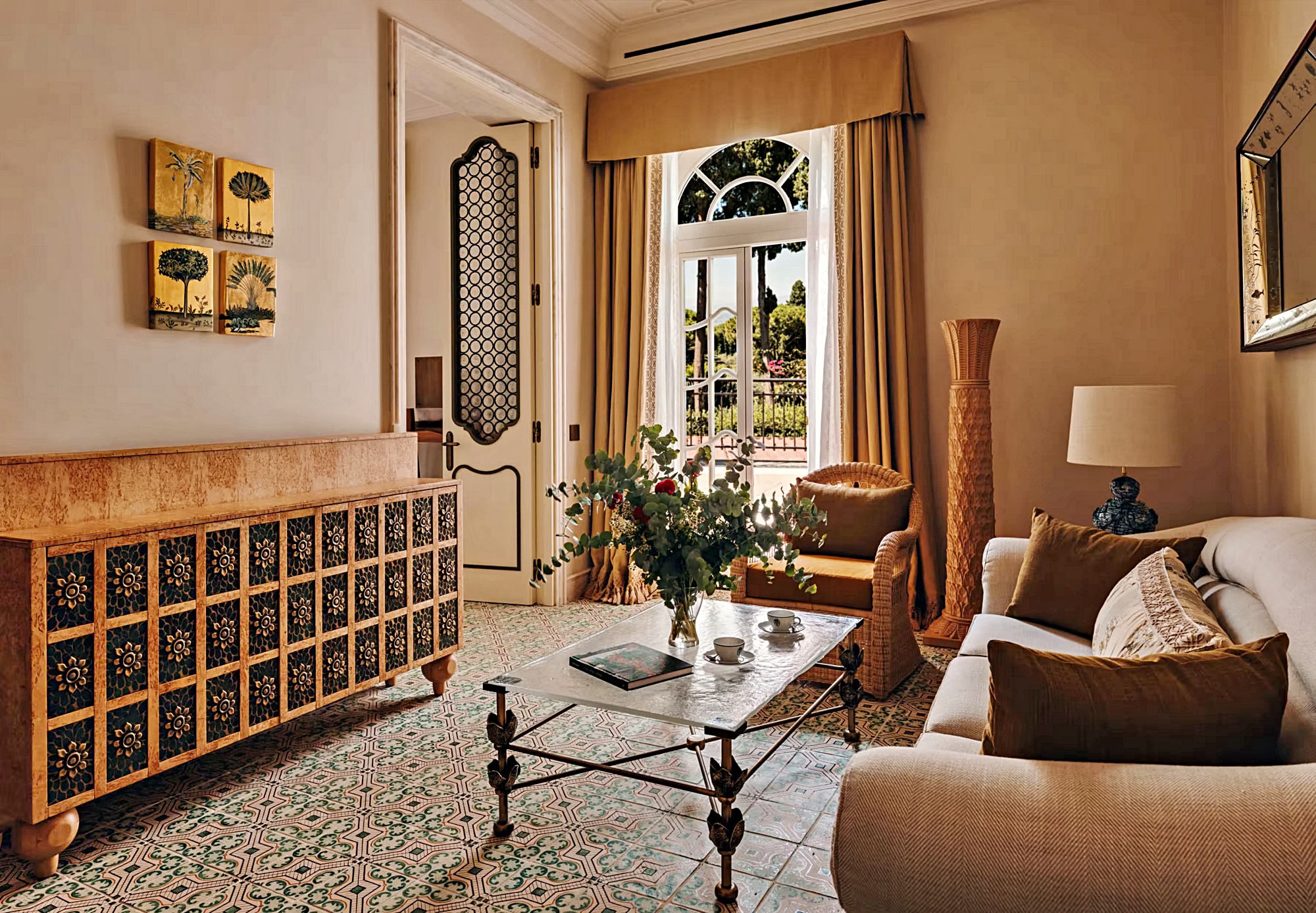 트레벨리안 스위트