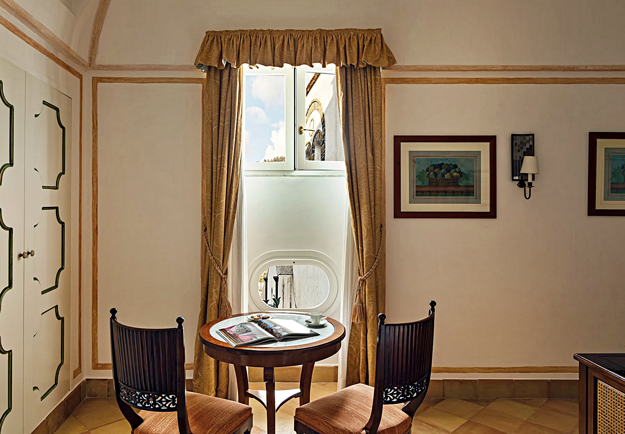 슈페리어 스위트