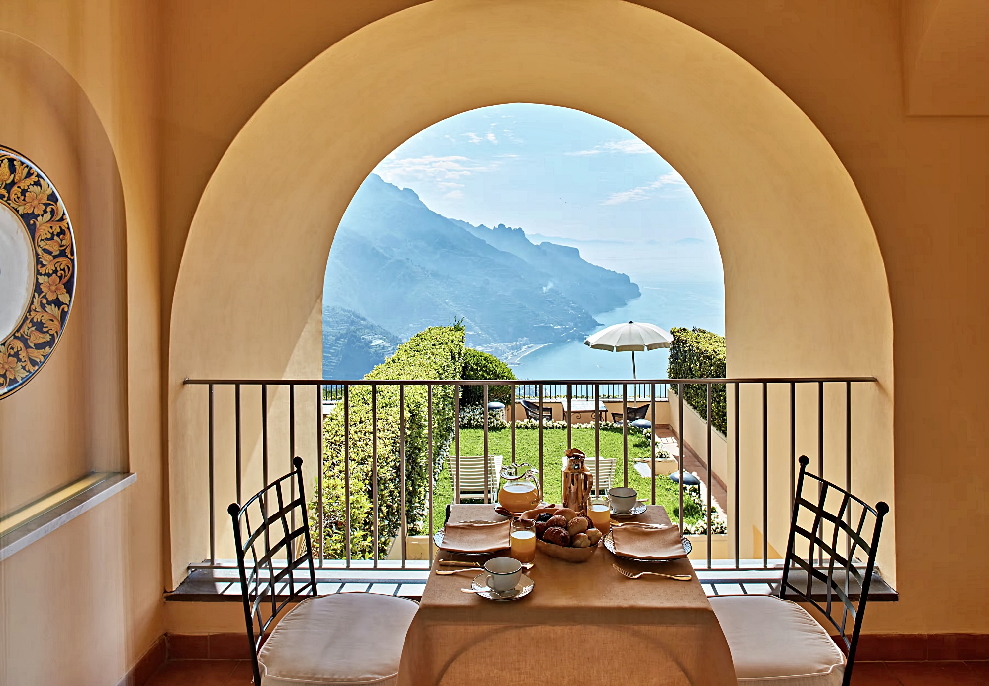 벨몬드 호텔 카루소