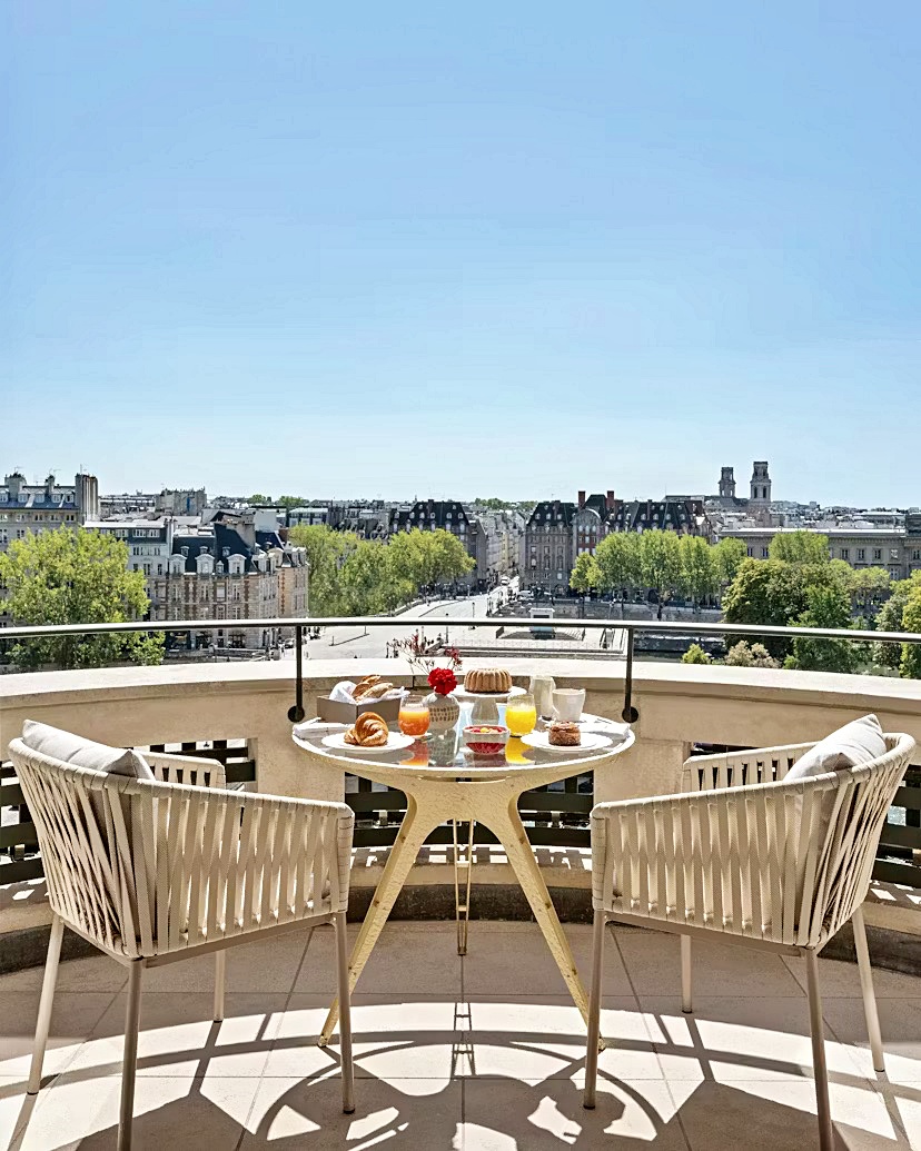 발코니 주니어 스위트